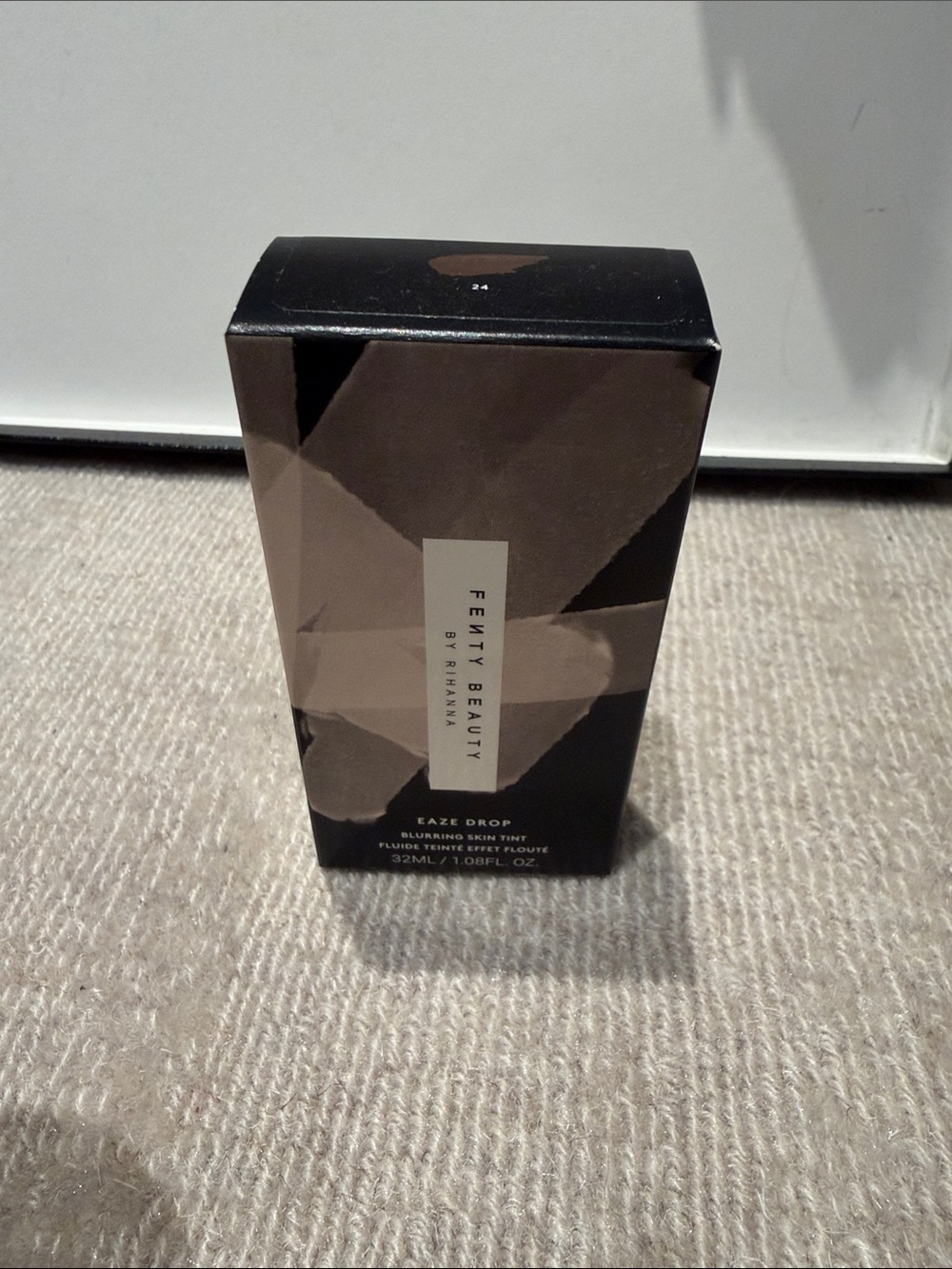 UNOPENED NEW - Fenty Beauty Eaze Drop Blurring Skin Tint - Shade 24
